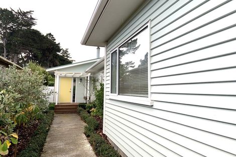 Photo of property in 14 Rawhiti Avenue, New Brighton, Christchurch, 8083