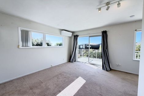 Photo of property in 122 Hugh Green Drive, Pinehill, Auckland, 0632