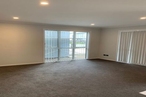 Photo of property in 5 Wairepo Street, Takanini, 2112