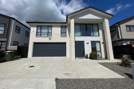 Photo of property in 24 Matahae Drive, Flat Bush, Auckland, 2019