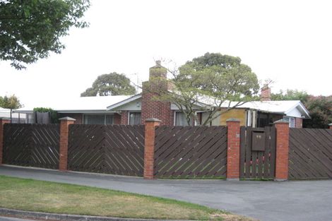Photo of property in 60 Burnside Crescent, Burnside, Christchurch, 8053
