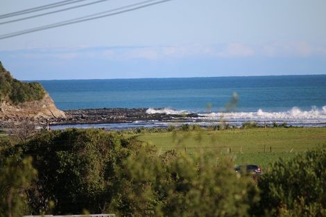 Photo of property in 18 Horncastle Crescent, Little Wanganui, Karamea, 7893