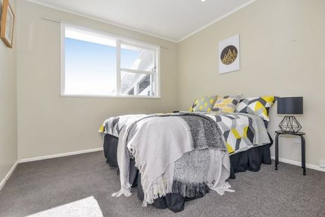 Photo of property in 6 Seon Place, Birkdale, Auckland, 0626