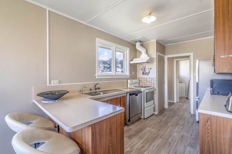 Photo of property in 9 Ballantrae Street, Wallacetown, 9816