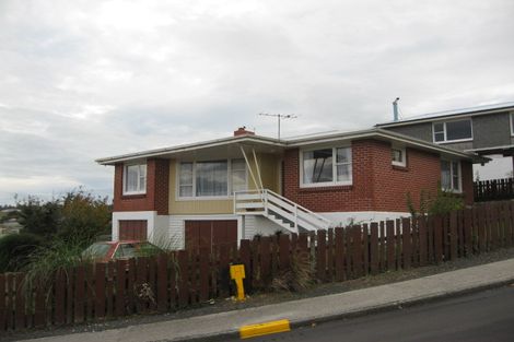 Photo of property in 3 Lincoln Terrace, Balclutha, 9230