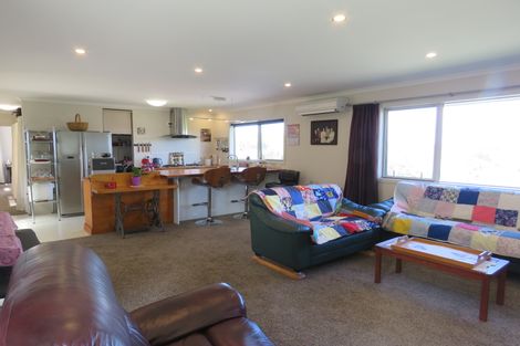 Photo of property in 142 Doel Road, Kawakawa, 0282