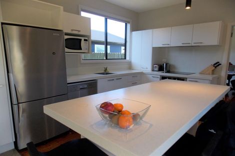 Photo of property in 10 Fernlea Avenue, Karori, Wellington, 6012