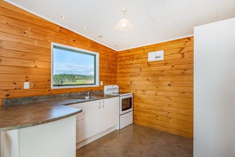 Photo of property in 273 Forestry Road, Waitoki, Kaukapakapa, 0871
