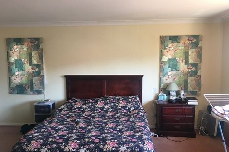 Photo of property in 22 Gilford Place, East Tamaki Heights, Auckland, 2016