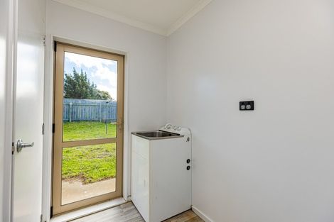 Photo of property in 47 Kowhai Street, Castlecliff, Whanganui, 4501