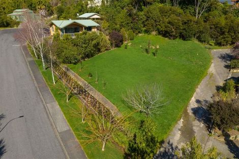 Photo of property in 19 Amelia Crescent, Waikawa, Picton, 7220
