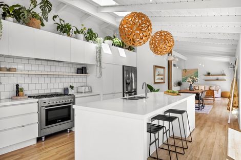 Photo of property in 53 Dickson Road, Papamoa Beach, Papamoa, 3118