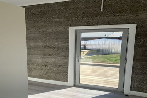 Photo of property in 22 Clutha Street, Alexandra, 9320