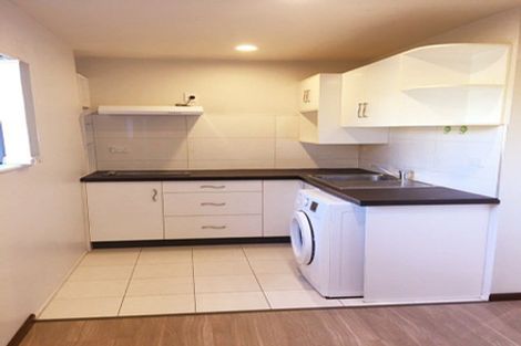 Photo of property in 64 Sunset Road, Unsworth Heights, Auckland, 0632