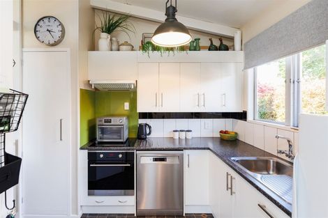 Photo of property in 7 Dampier Avenue, Awapuni, Palmerston North, 4412