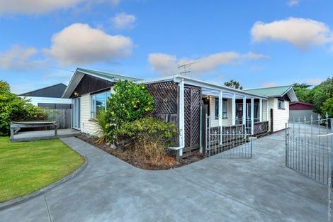 Photo of property in 27 Sandra Street, South New Brighton, Christchurch, 8062
