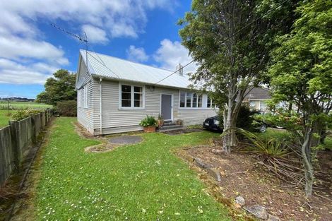 Photo of property in 16 Egmont Street, Kaponga, Hawera, 4679