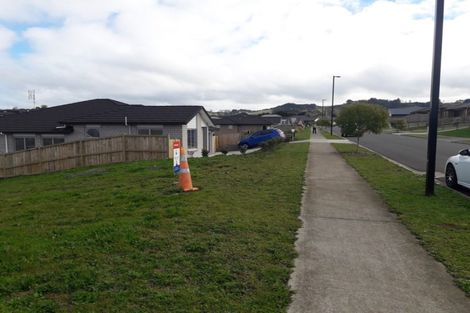 Photo of property in 28 Raithburn Terrace, Pokeno, 2402