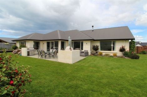 Photo of property in 8 Meadowstone Street, Gleniti, Timaru, 7910