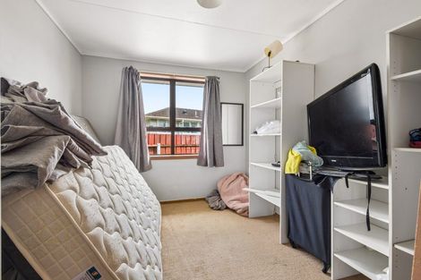 Photo of property in 47 Chadwick Crescent, Mangere East, Auckland, 2024
