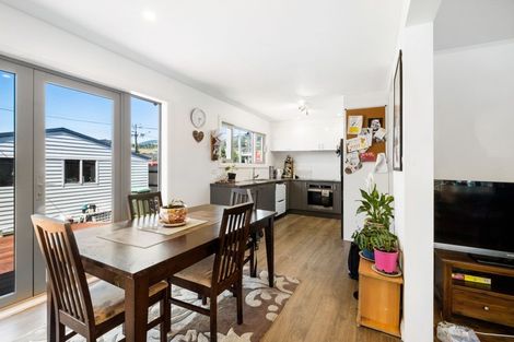 Photo of property in 1/14 Polstead Road, Stoke, Nelson, 7011