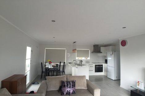 Photo of property in 4/94 Lynwood Road, New Lynn, Auckland, 0600