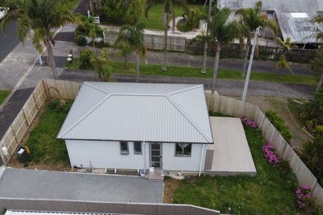 Photo of property in 36 Seaview Avenue, Northcote, Auckland, 0627