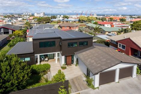 Photo of property in 6a Wells Avenue, Mount Maunganui, 3116