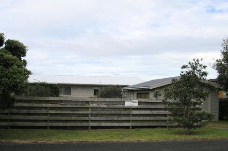 Photo of property in 4 Darroch Slope, Omaha, 0986