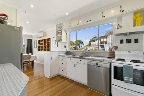 Photo of property in 77 Ironside Road, Johnsonville, Wellington, 6037