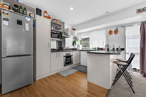 Photo of property in 82 Malaspina Place, Papatoetoe, Auckland, 2025