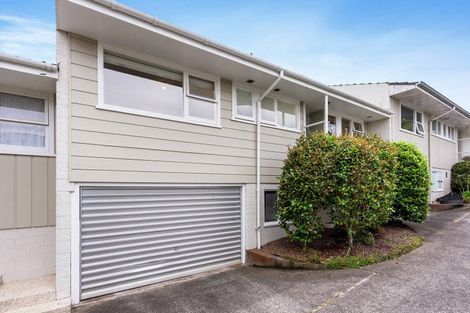 Photo of property in 2/6 Pine Terrace, Howick, Auckland, 2014