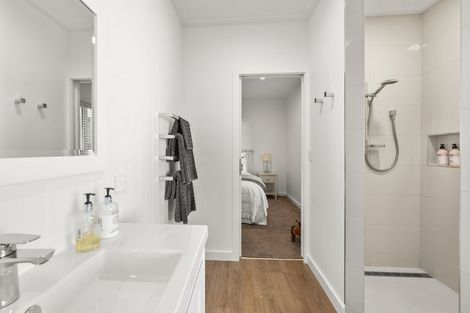 Photo of property in 2/21 Highland Drive, Acacia Bay, Taupo, 3385