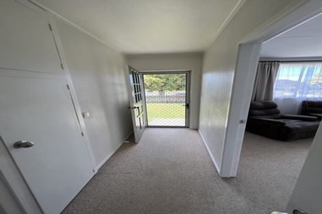 Photo of property in 14 Bledisloe Street, Levin, 5510