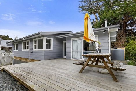 Photo of property in 3a Plateau Road, Te Marua, Upper Hutt, 5018
