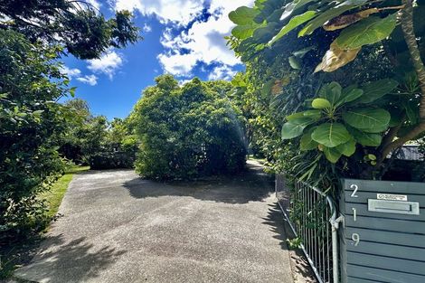 Photo of property in 219 Te Moana Road, Waikanae, 5036