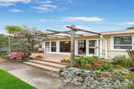 Photo of property in 60 Hogans Road, Glenfield, Auckland, 0629