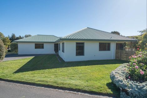 Photo of property in 11 Balmoral Drive, Hilltop, Taupo, 3330