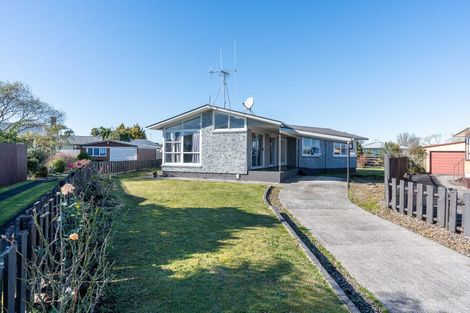 Photo of property in 10 Bremridge Place, Melville, Hamilton, 3206