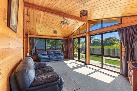 Photo of property in 10a Alpha Avenue, Coastlands, Whakatane, 3120