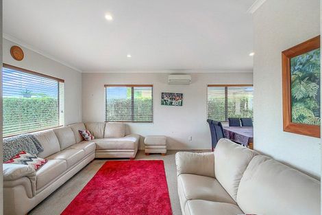 Photo of property in 15 Benner Drive, Ngatea, 3503