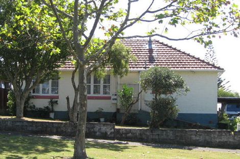 Photo of property in 11 Seabrook Avenue, New Lynn, Auckland, 0600