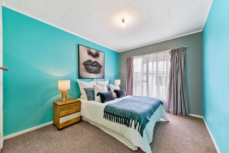 Photo of property in 2/36 Blacklock Avenue, Henderson, Auckland, 0612