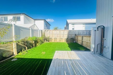 Photo of property in 14/25 Titoki Street, Te Atatu Peninsula, Auckland, 0610