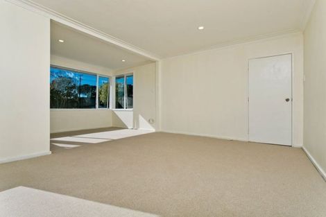Photo of property in 660 East Coast Road, Pinehill, Auckland, 0630