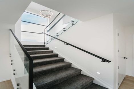 Photo of property in 9 Korowhiti Road, Clarks Beach, 2122