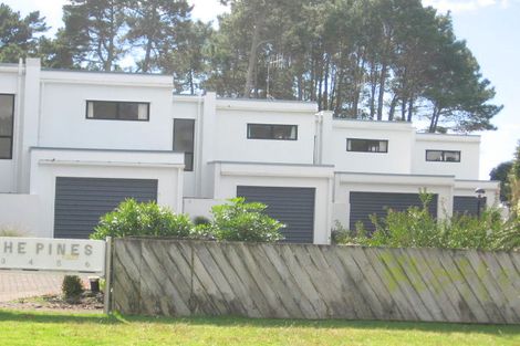 Photo of property in 500e Ocean Road, Whangamata, 3620