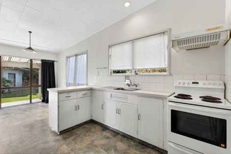 Photo of property in 10 Elliott Street, Taradale, Napier, 4112