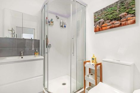 Photo of property in 1 Island View Road, Western Heights, Rotorua, 3015