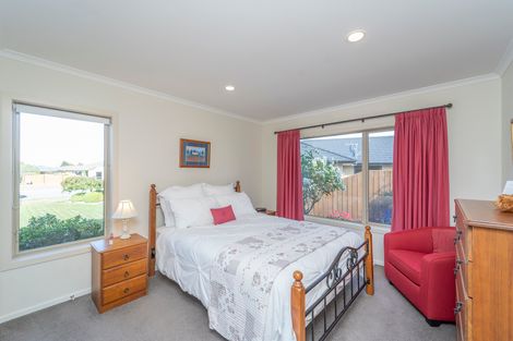 Photo of property in 49 Armstrong Avenue, Carterton, 5713